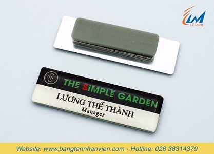 Biển tên đeo ngực barber shop