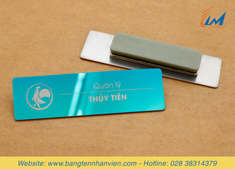 Biển tên nhân viên Gà Spa