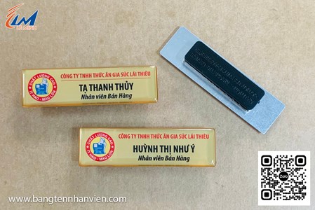 Bảng tên nhân viên KFC