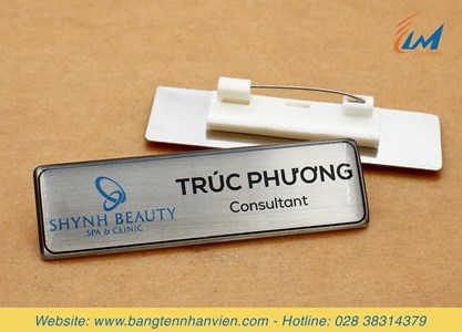 Thẻ tên cài áo Toyota