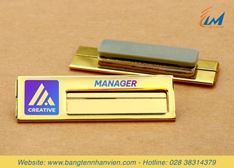 Thẻ tên, bảng tên đeo áo manager