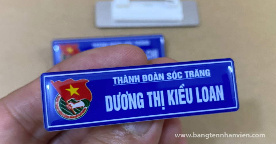 Bảng tên nhân viên KFC
